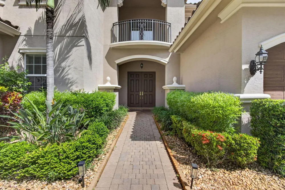 11117 Lynwood Palm Way Palm Beach Gardens, FL 33412