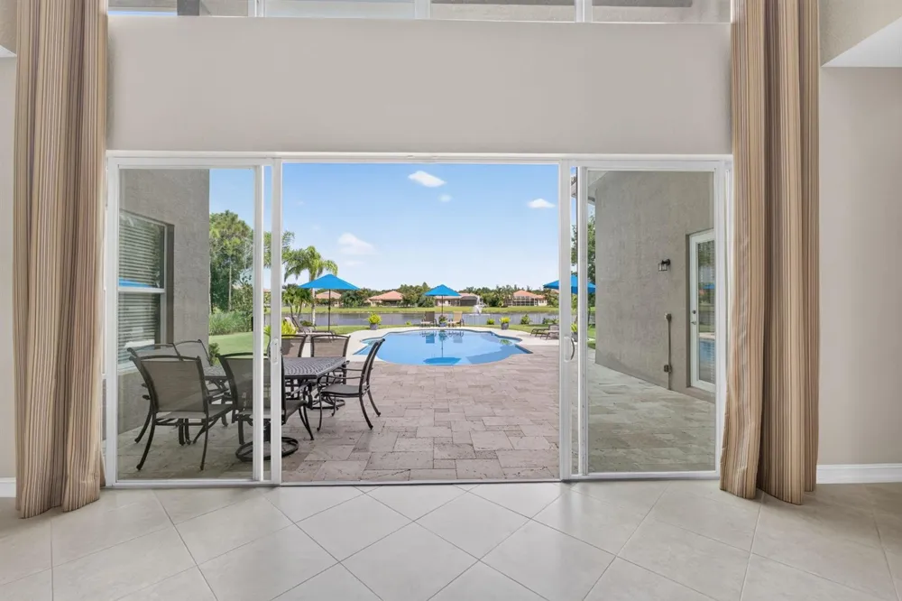 11117 Lynwood Palm Way Palm Beach Gardens, FL 33412
