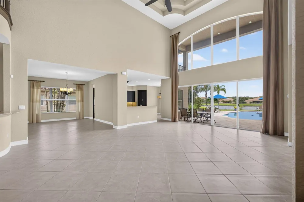 11117 Lynwood Palm Way Palm Beach Gardens, FL 33412