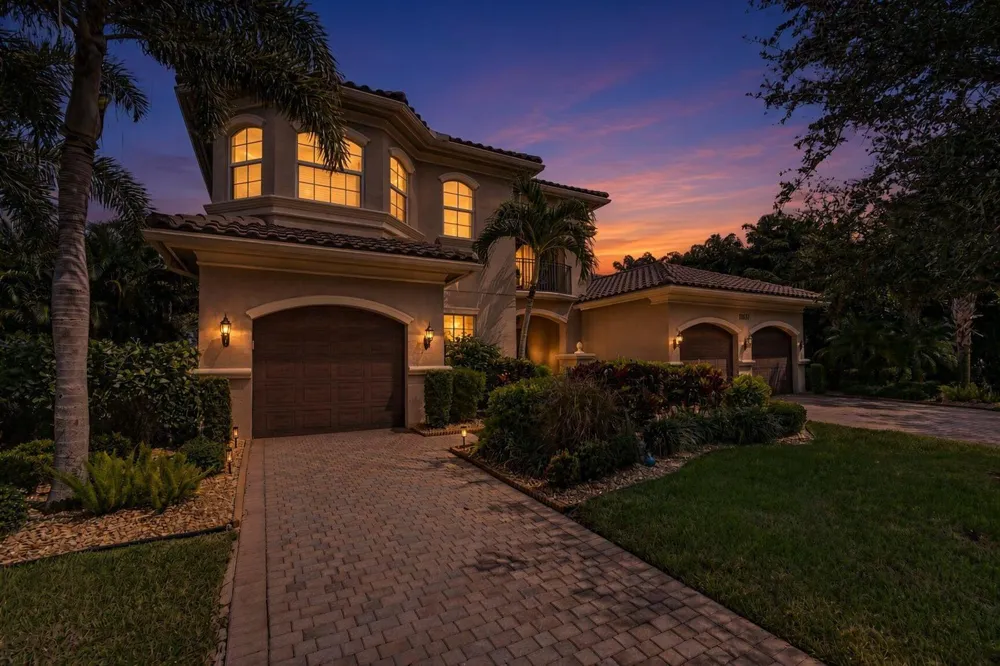 11117 Lynwood Palm Way Palm Beach Gardens, FL 33412