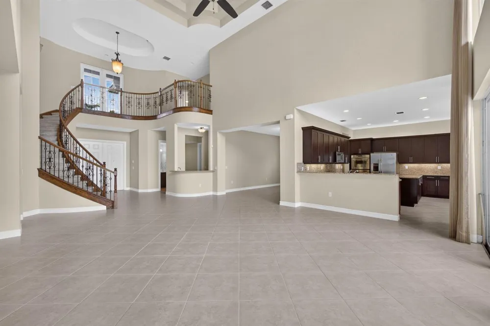 11117 Lynwood Palm Way Palm Beach Gardens, FL 33412