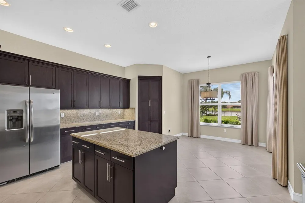 11117 Lynwood Palm Way Palm Beach Gardens, FL 33412