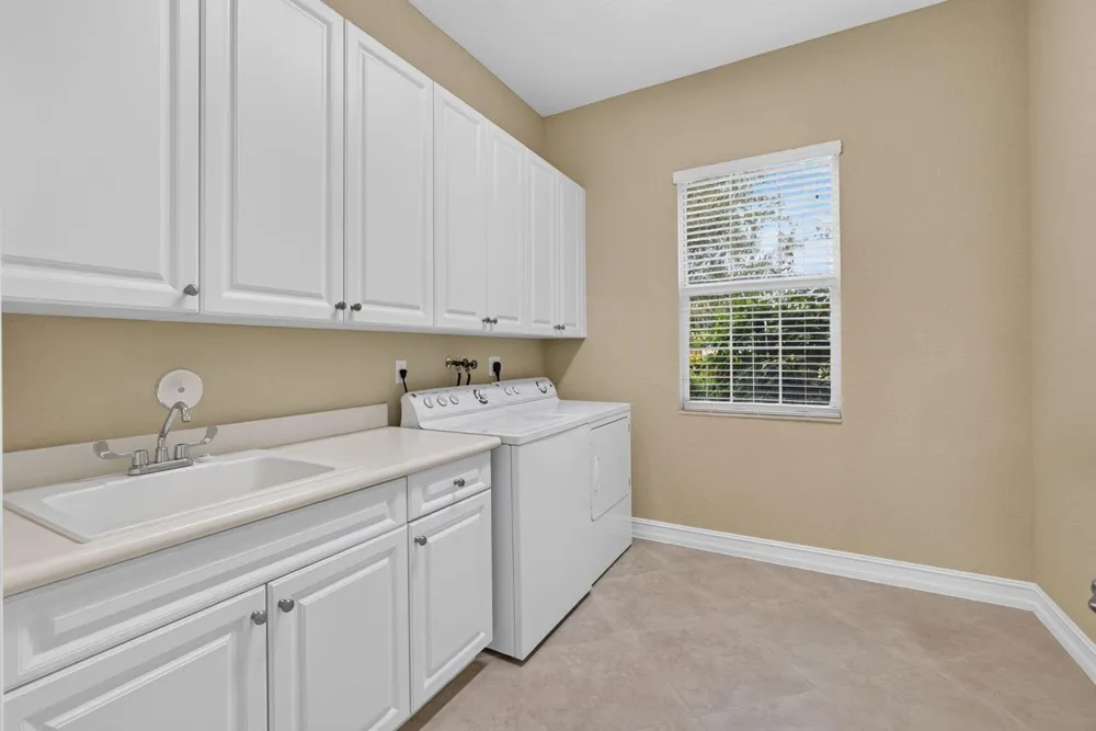 11117 Lynwood Palm Way Palm Beach Gardens, FL 33412