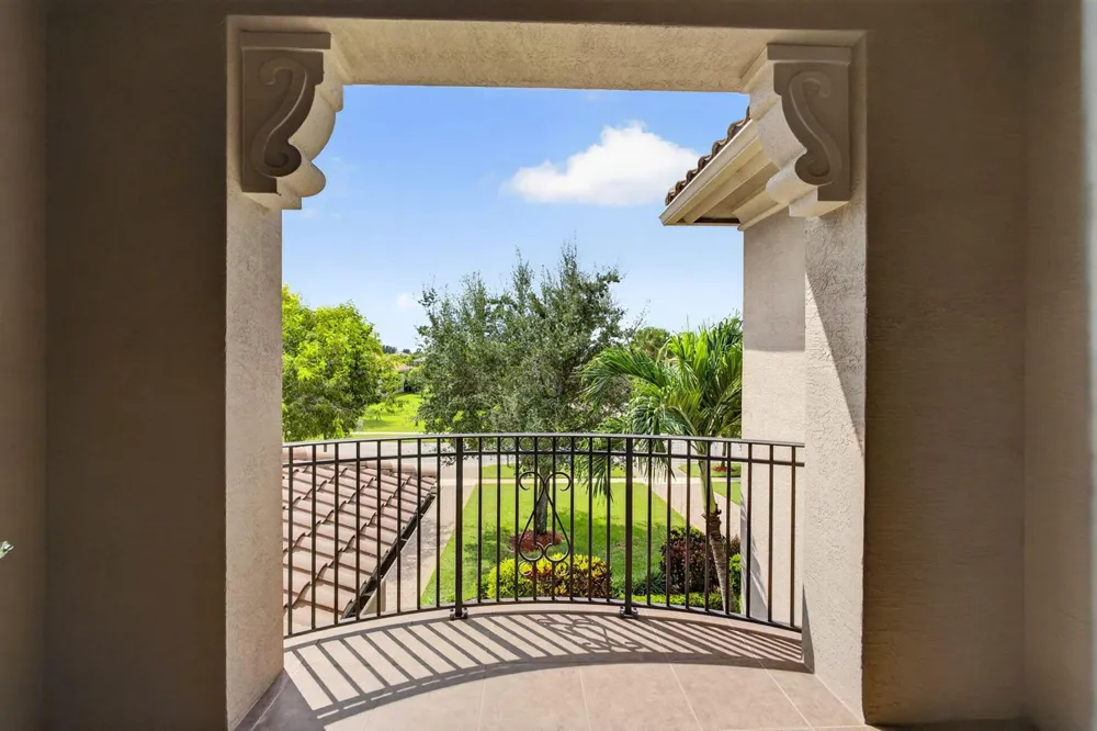 11117 Lynwood Palm Way Palm Beach Gardens, FL 33412