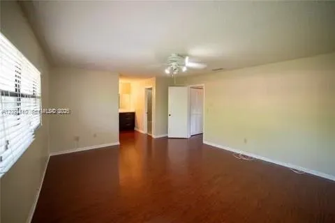 8818 SW 113th Place Cir E #. Miami, FL 33176