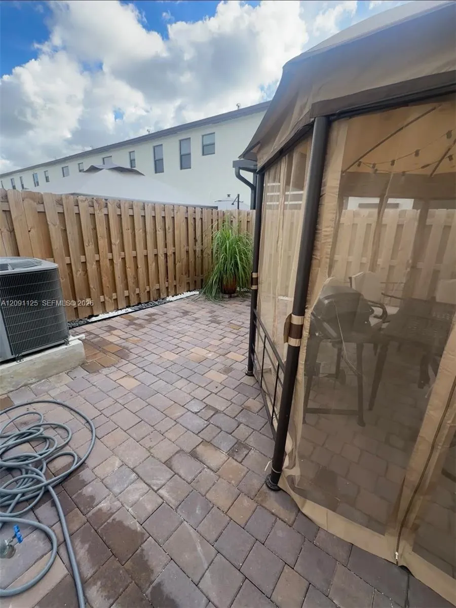 23049 SW 129th Pl #23049 Miami, FL 33170