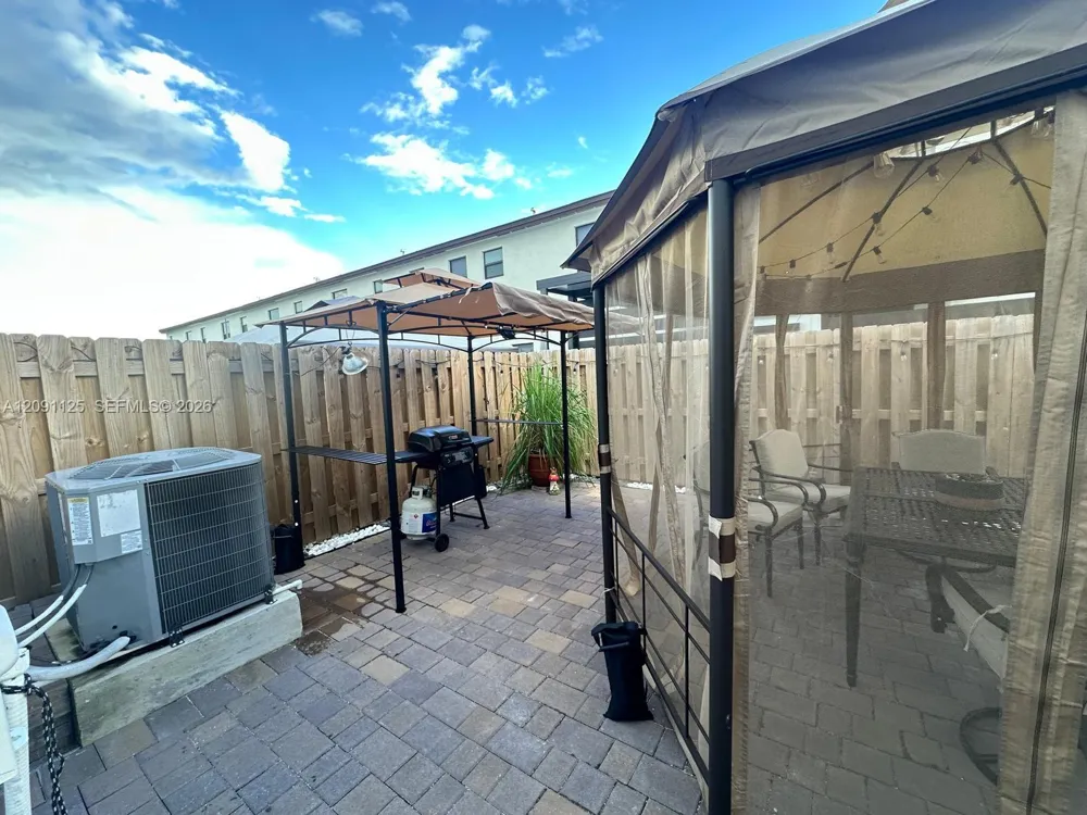 23049 SW 129th Pl #23049 Miami, FL 33170