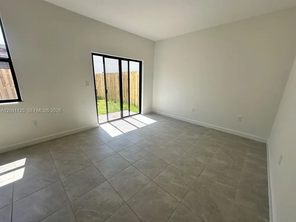 23049 SW 129th Pl #23049 Miami, FL 33170