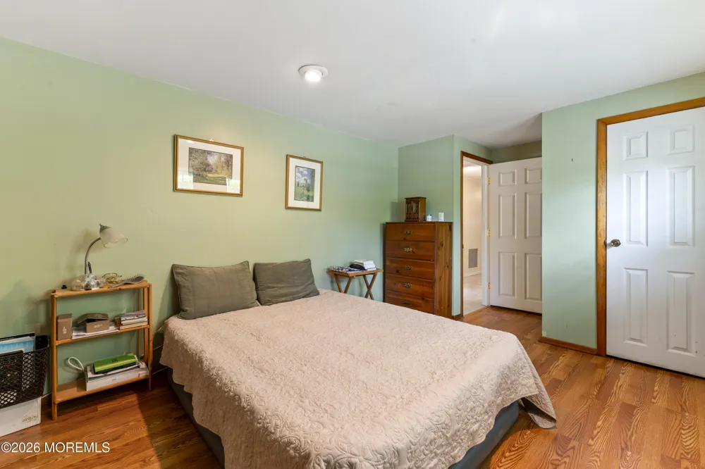 5 Yale Court East Brunswick, NJ 08816