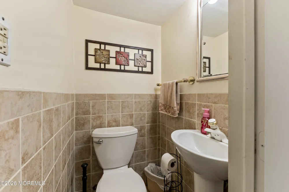 5 Yale Court East Brunswick, NJ 08816