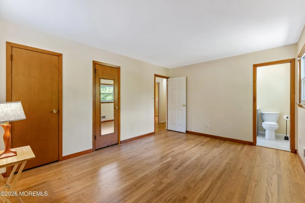 5 Yale Court East Brunswick, NJ 08816