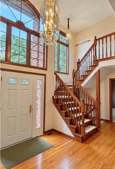 8290 Pawnee Trail