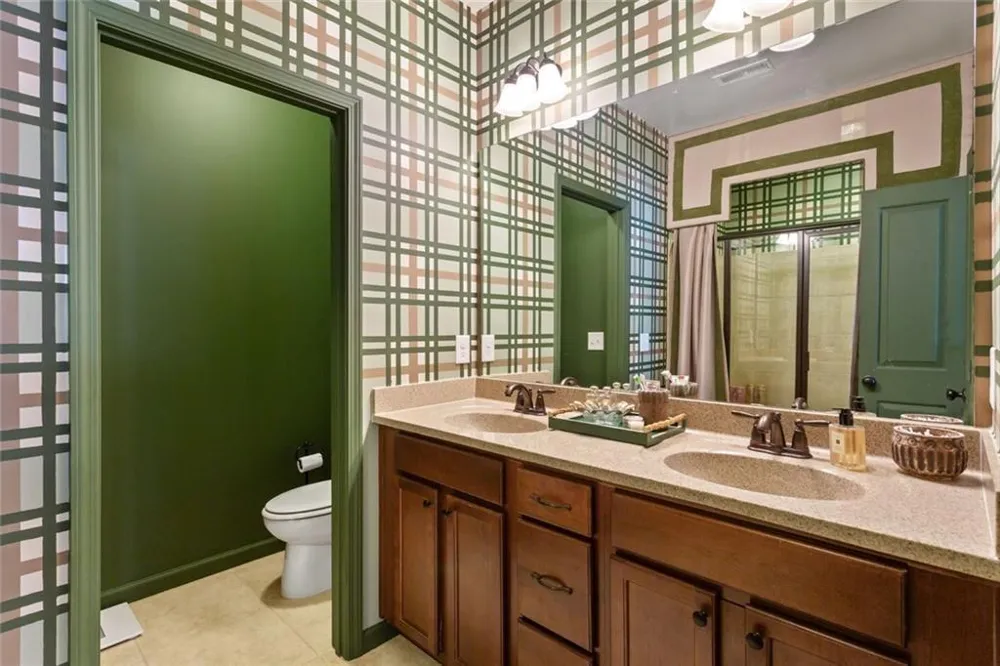 1215 Poston Place SE Smyrna, GA 30080