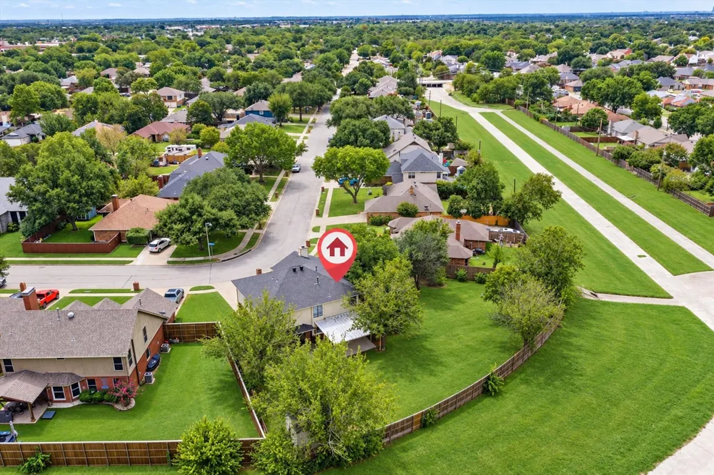 7217 Mccoy Drive Watauga, TX 76148