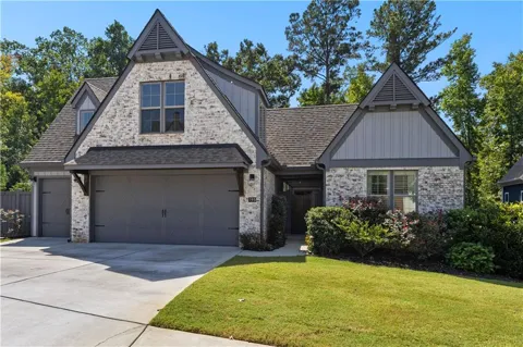 195 Arbor Garden Circle