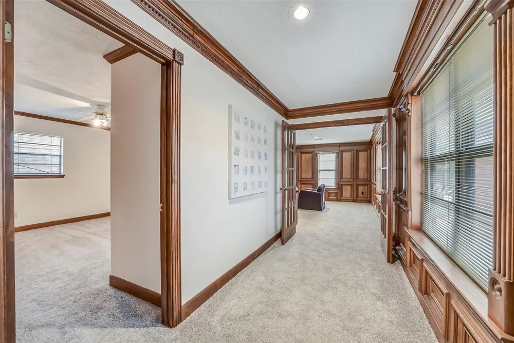 9566 Briar Forest Houston, TX 77063