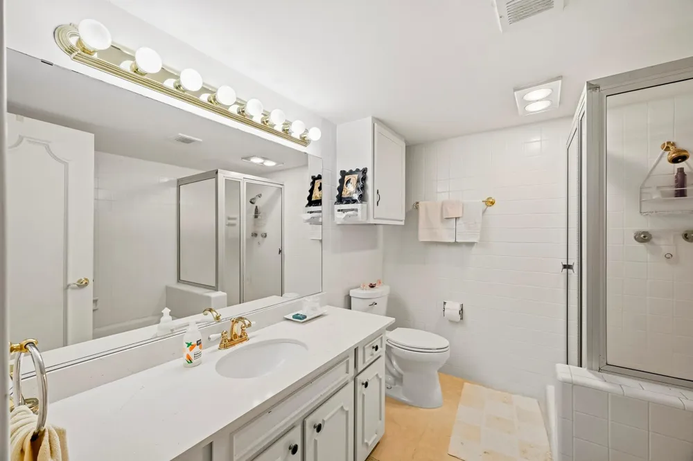 5050 Ambassador Way #201 Houston, TX 77056