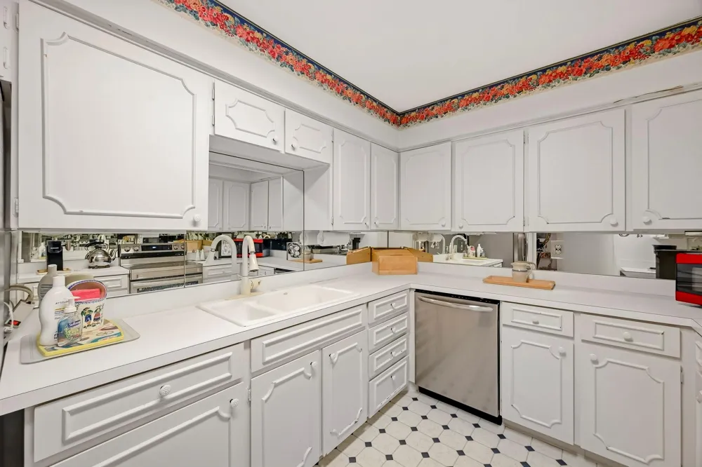 5050 Ambassador Way #201 Houston, TX 77056