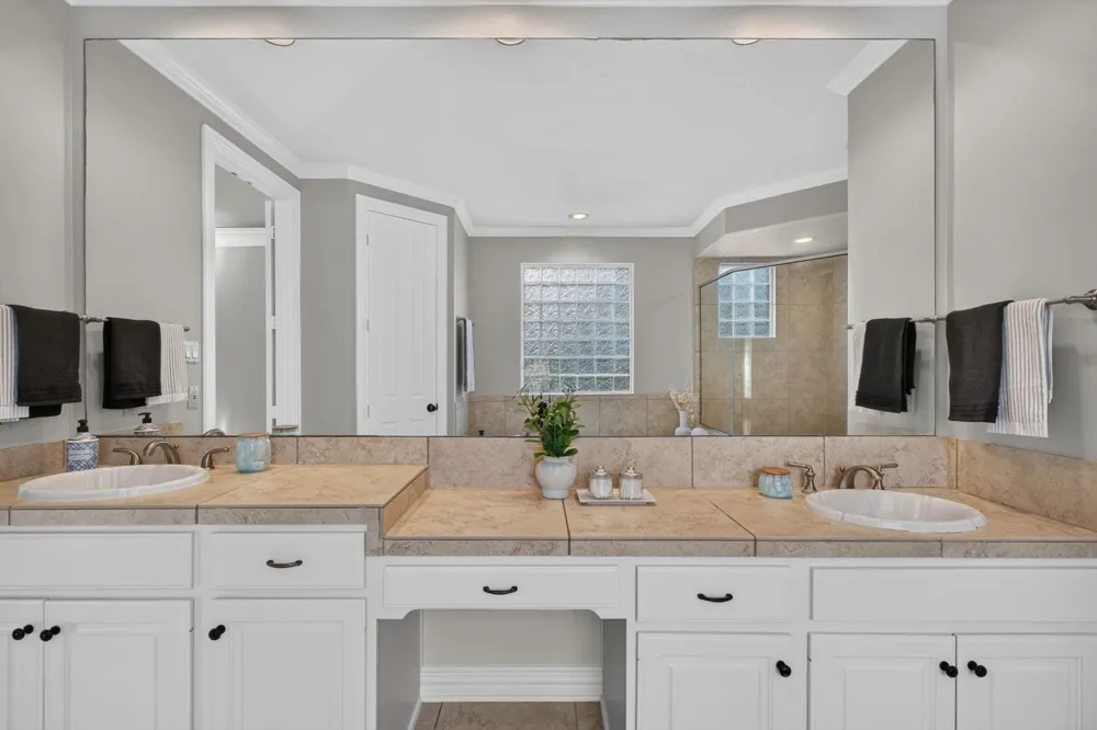 13511 Indigo Lake Houston, TX 77077