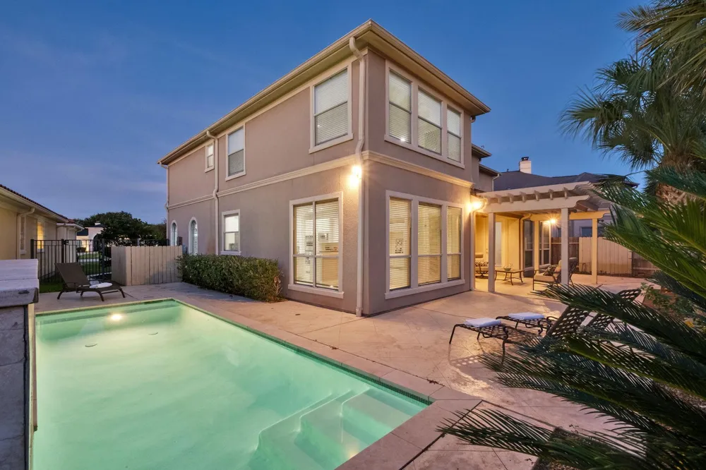 13511 Indigo Lake Houston, TX 77077