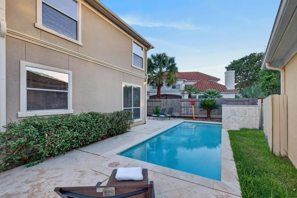13511 Indigo Lake Houston, TX 77077