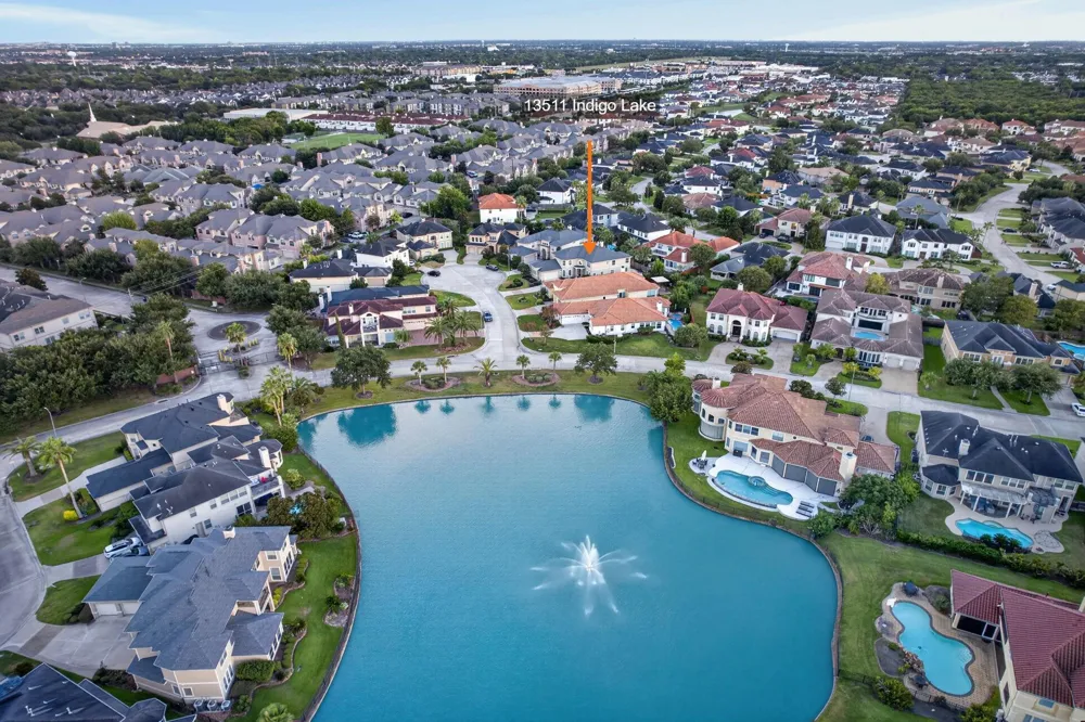 13511 Indigo Lake Houston, TX 77077
