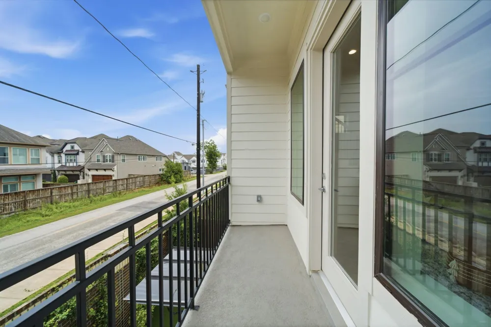 1715 Bologna Lane Houston, TX 77055