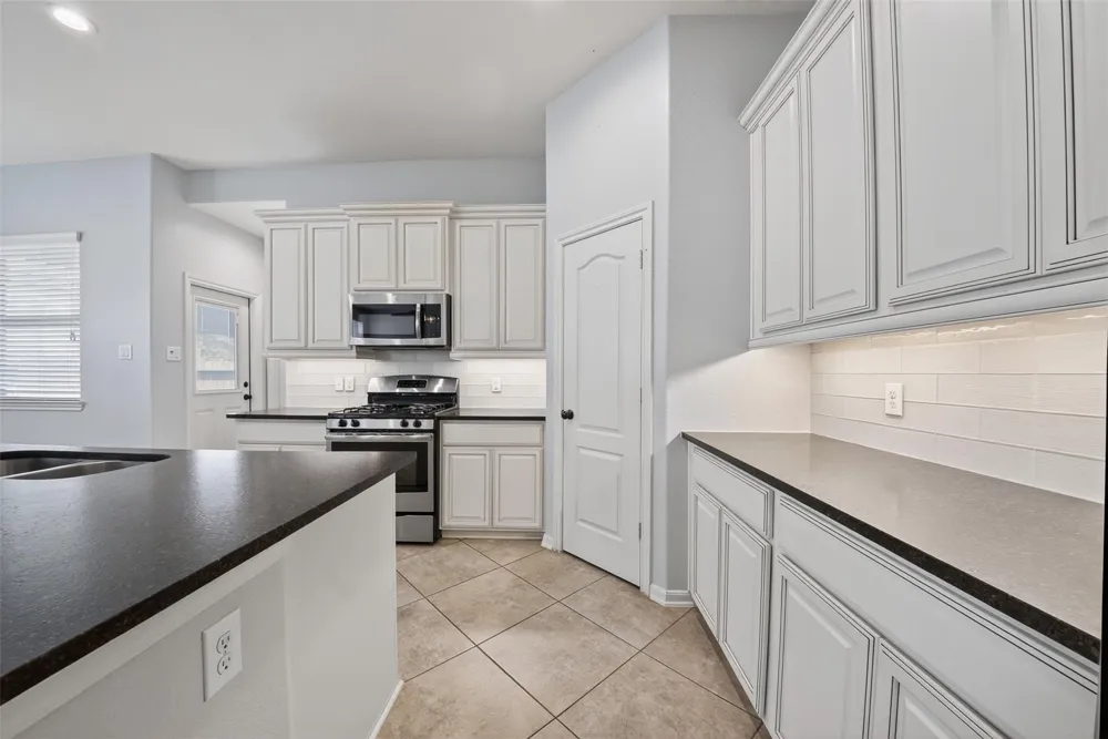 8922 Pinenut Drive Cypress, TX 77433
