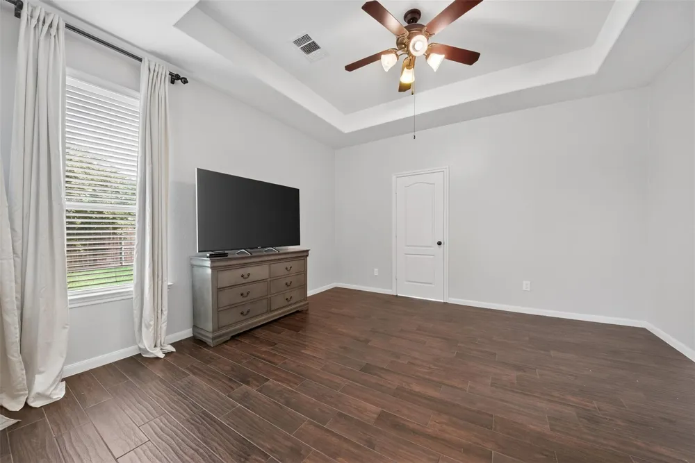 8922 Pinenut Drive Cypress, TX 77433