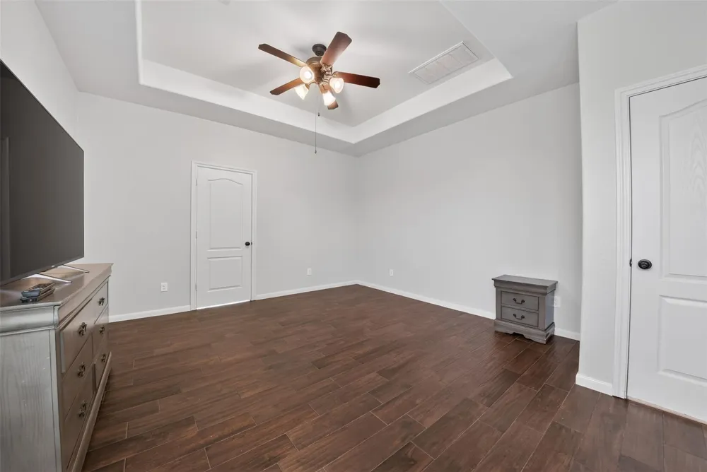 8922 Pinenut Drive Cypress, TX 77433