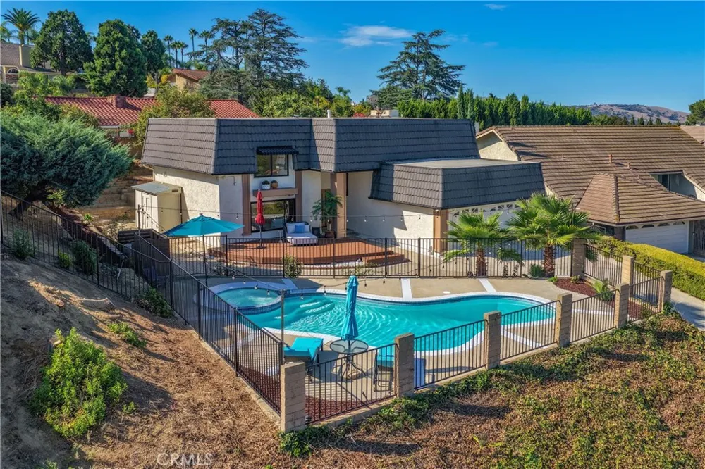 20512 Starshine Walnut, CA 91789