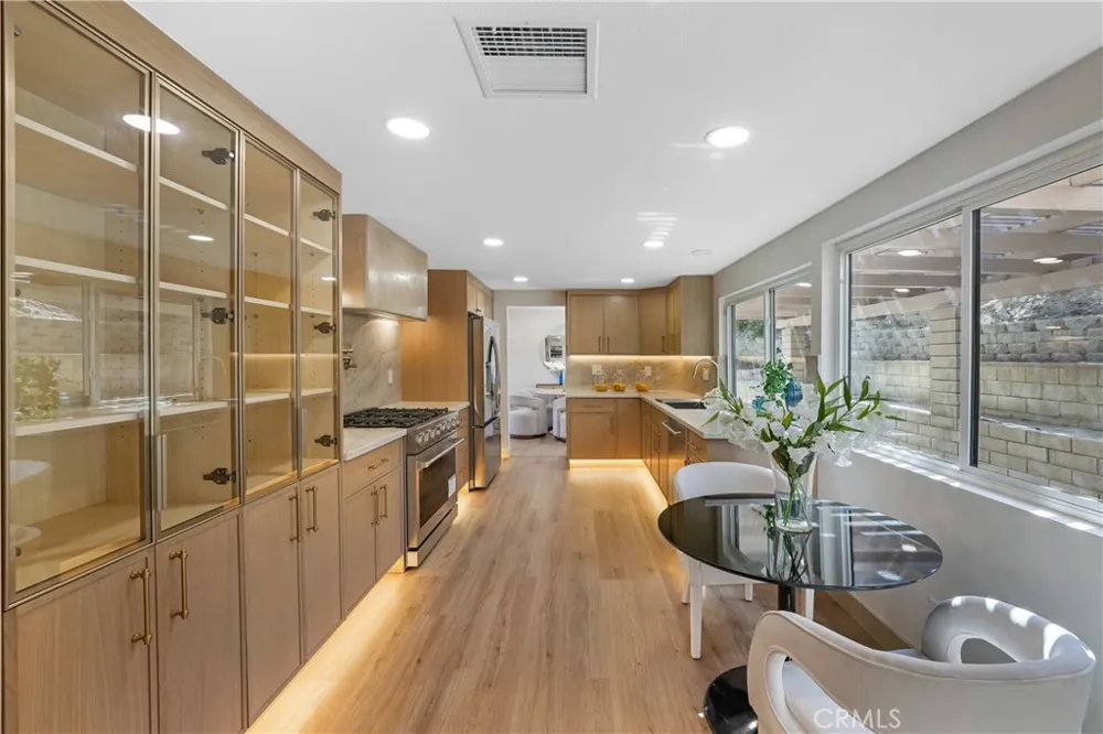 20512 Starshine Walnut, CA 91789