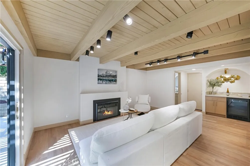 20512 Starshine Walnut, CA 91789