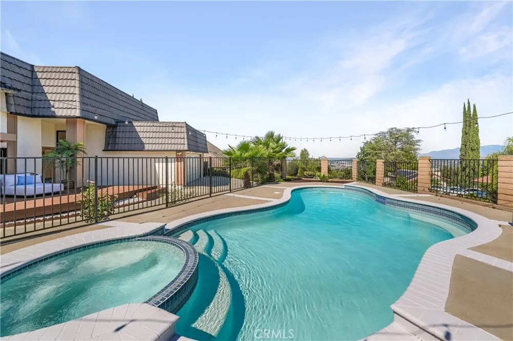 20512 Starshine Walnut, CA 91789