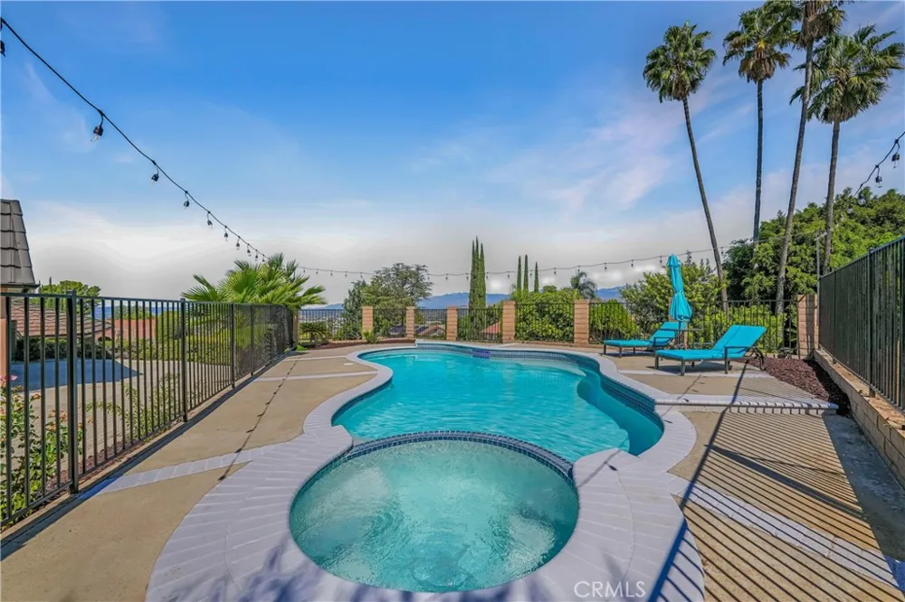 20512 Starshine Walnut, CA 91789