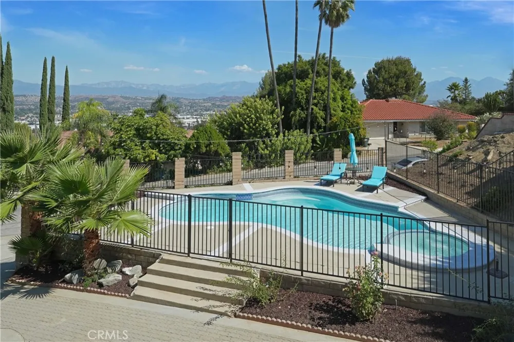 20512 Starshine Walnut, CA 91789