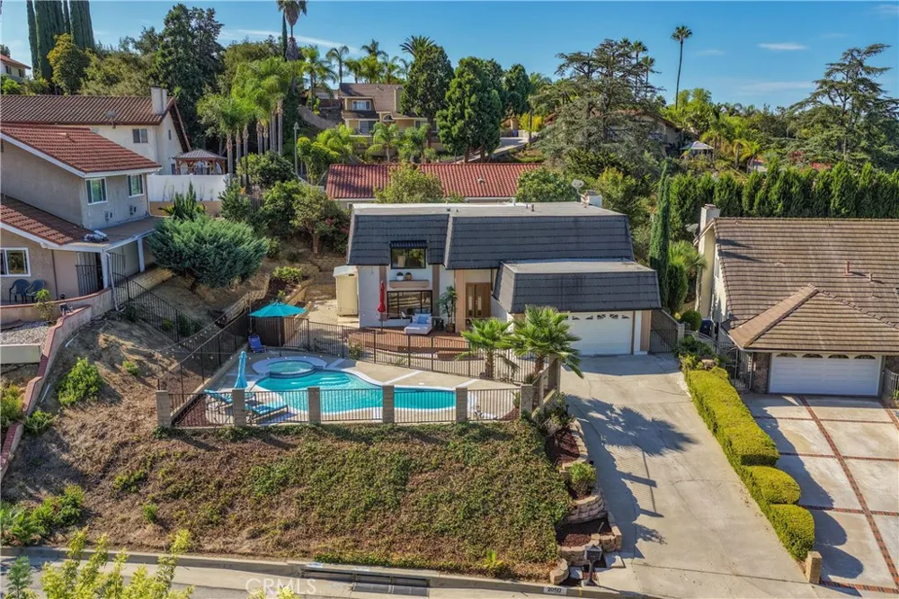 20512 Starshine Walnut, CA 91789