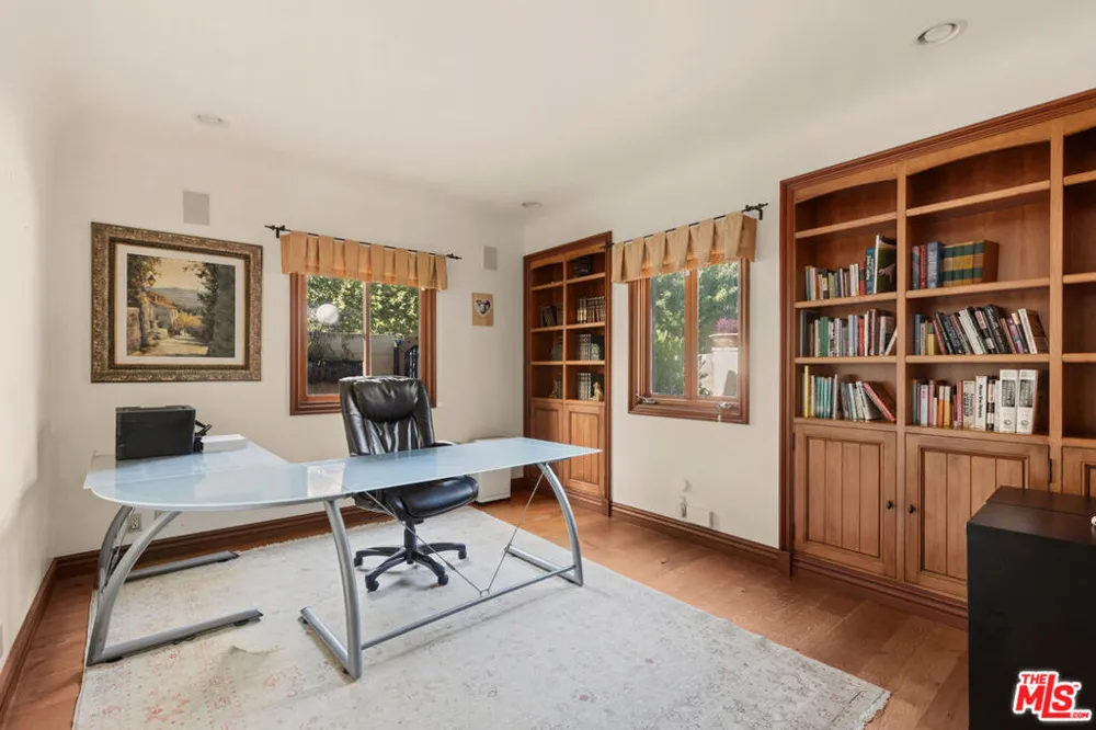 1617 Tower Grove Drive Los Angeles, CA 90210