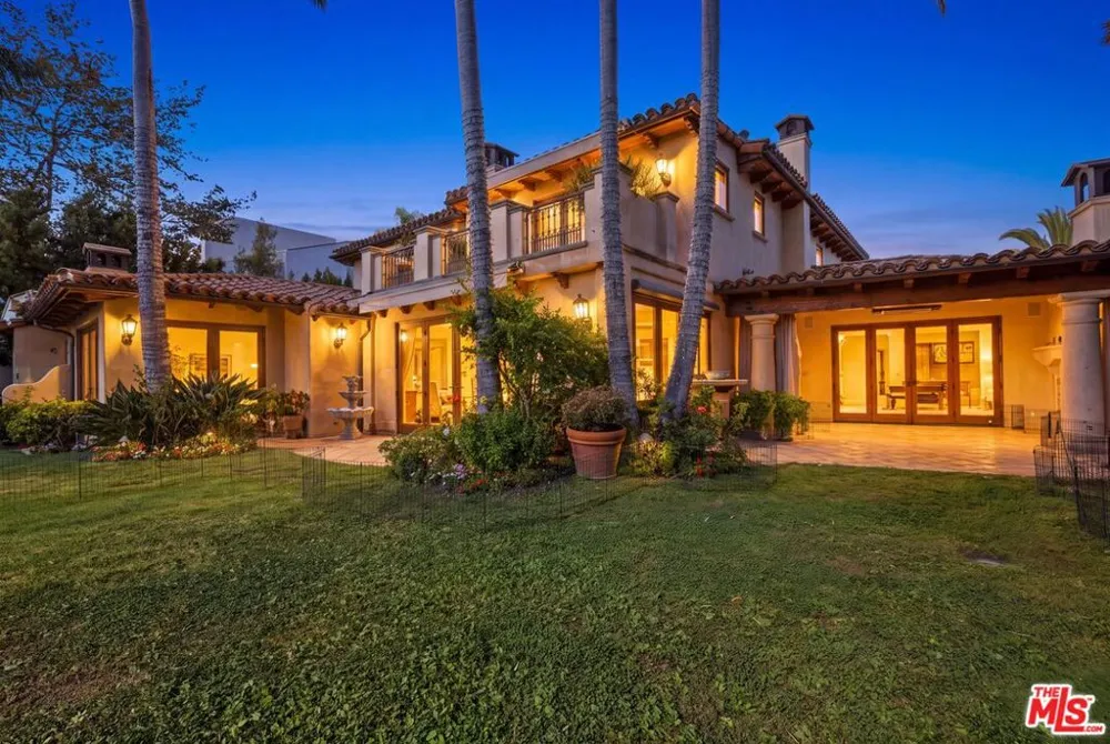 1617 Tower Grove Drive Los Angeles, CA 90210