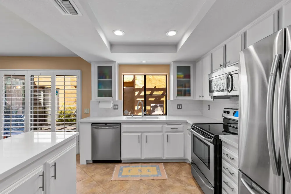 4890 Winners Circle #B Palm Springs, CA 92264