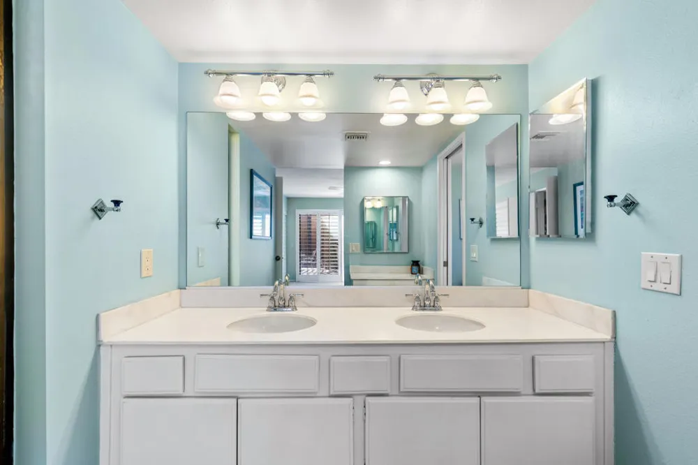 4890 Winners Circle #B Palm Springs, CA 92264