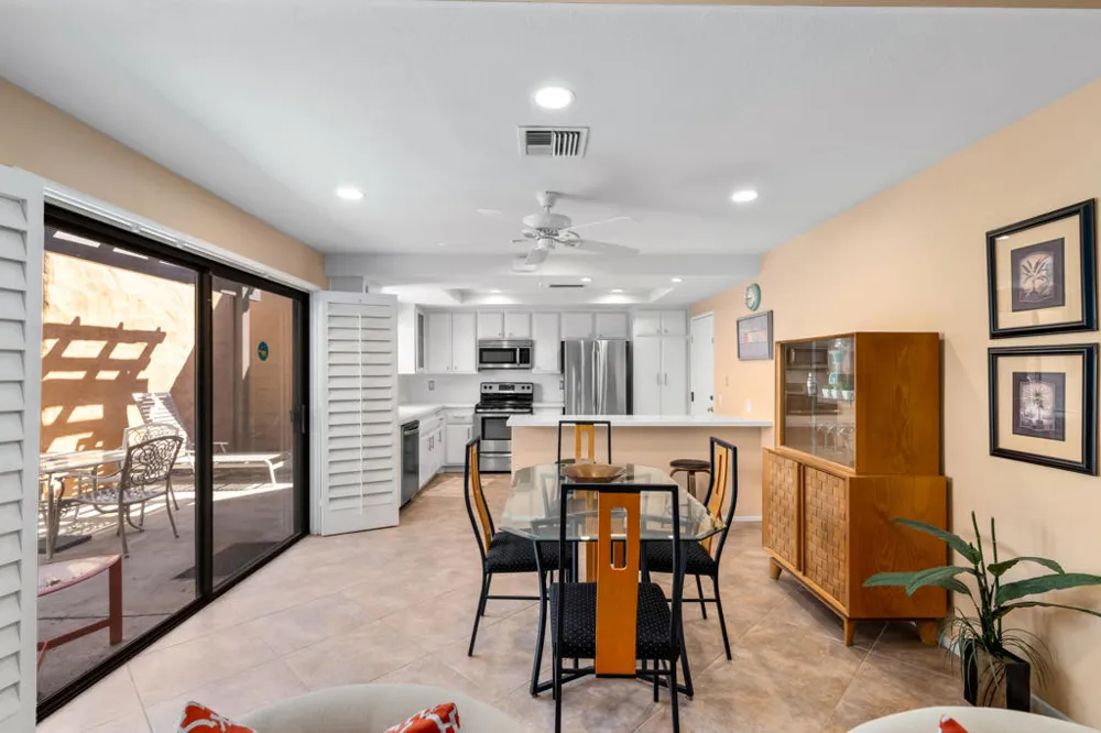 4890 Winners Circle #B Palm Springs, CA 92264