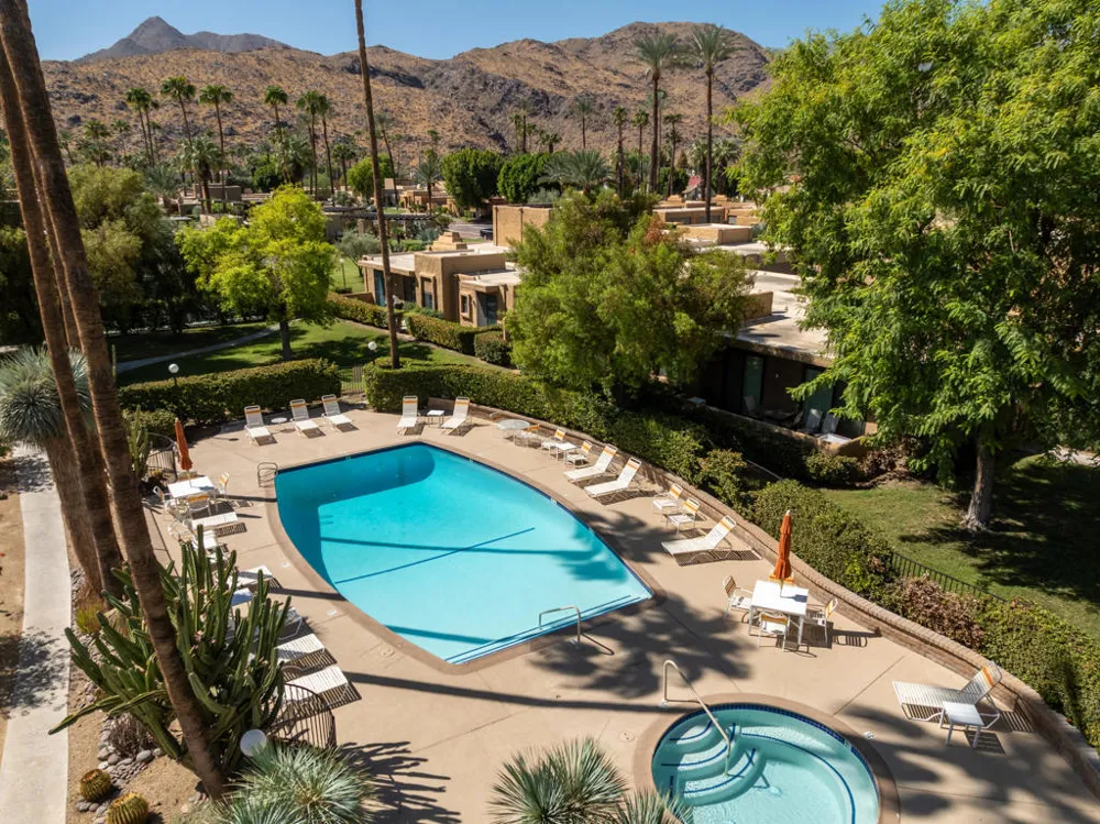 4890 Winners Circle #B Palm Springs, CA 92264