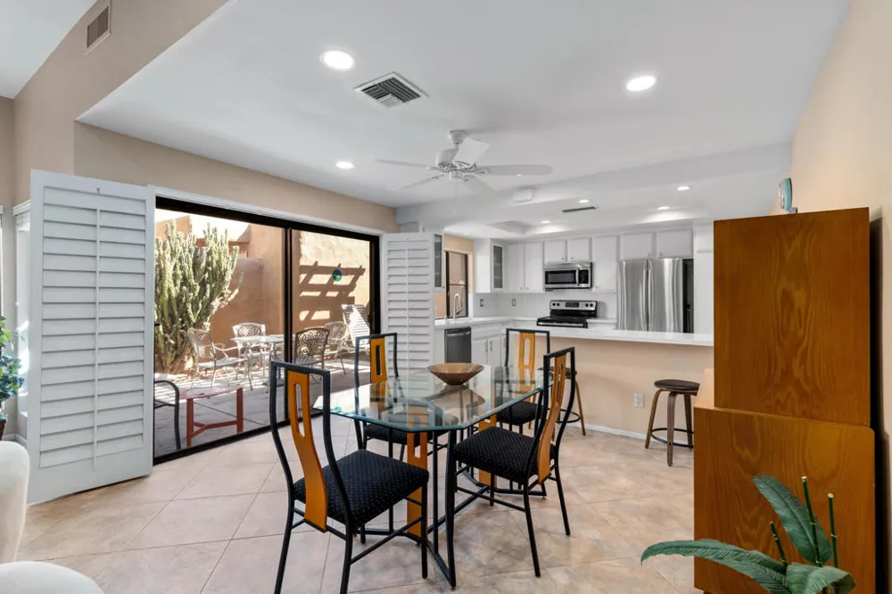 4890 Winners Circle #B Palm Springs, CA 92264