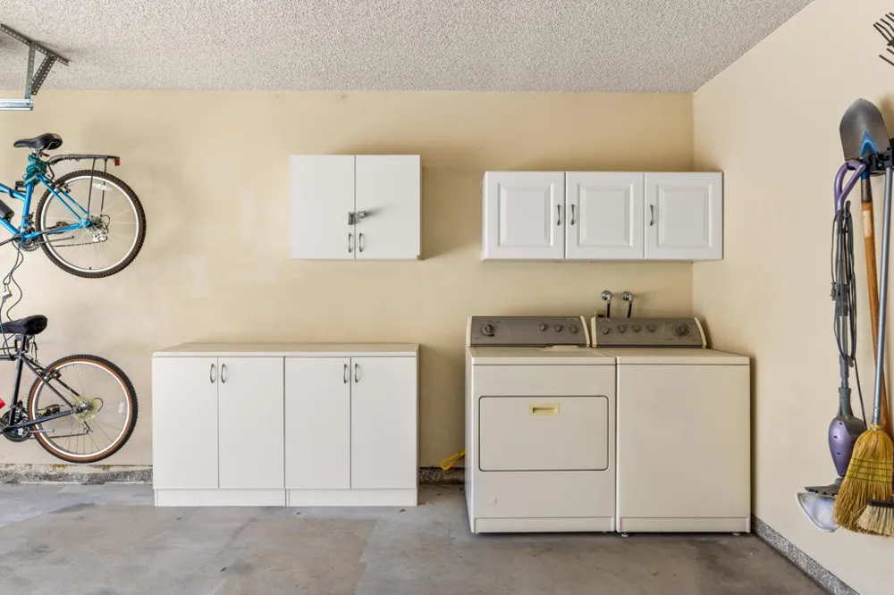 4890 Winners Circle #B Palm Springs, CA 92264