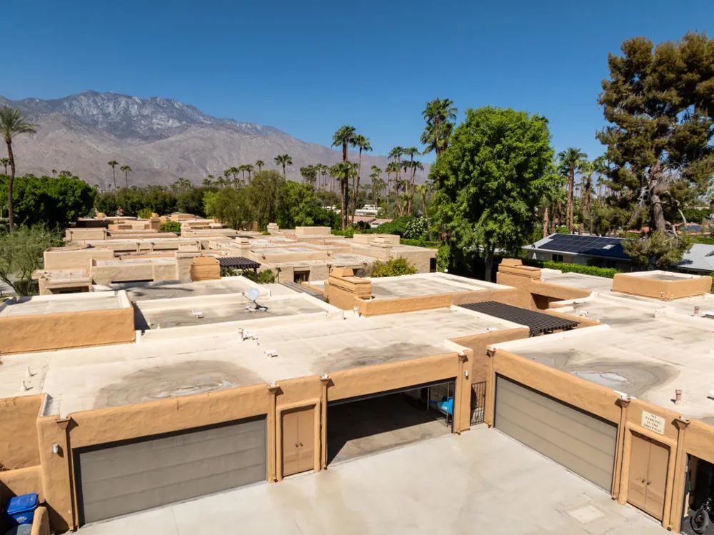 4890 Winners Circle #B Palm Springs, CA 92264