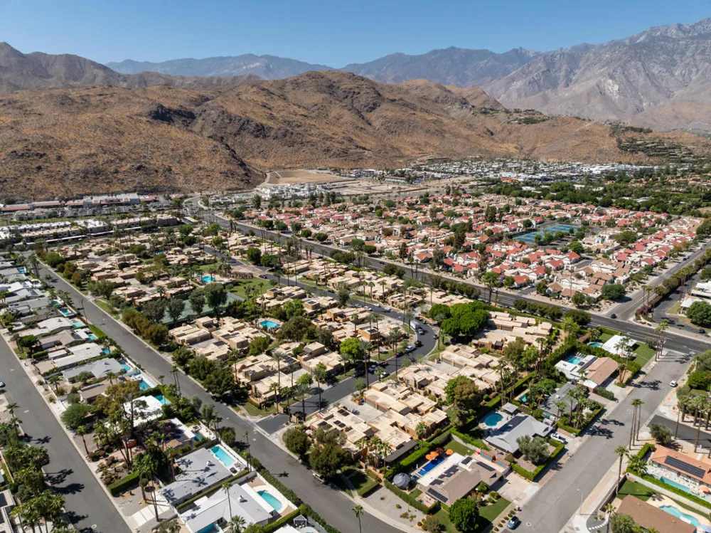 4890 Winners Circle #B Palm Springs, CA 92264