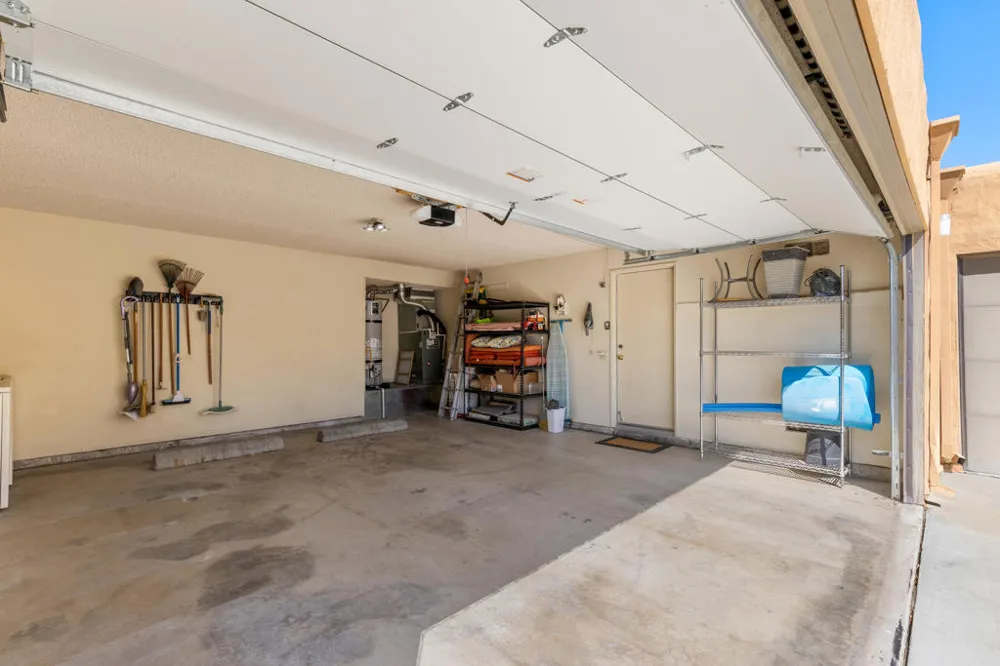 4890 Winners Circle #B Palm Springs, CA 92264