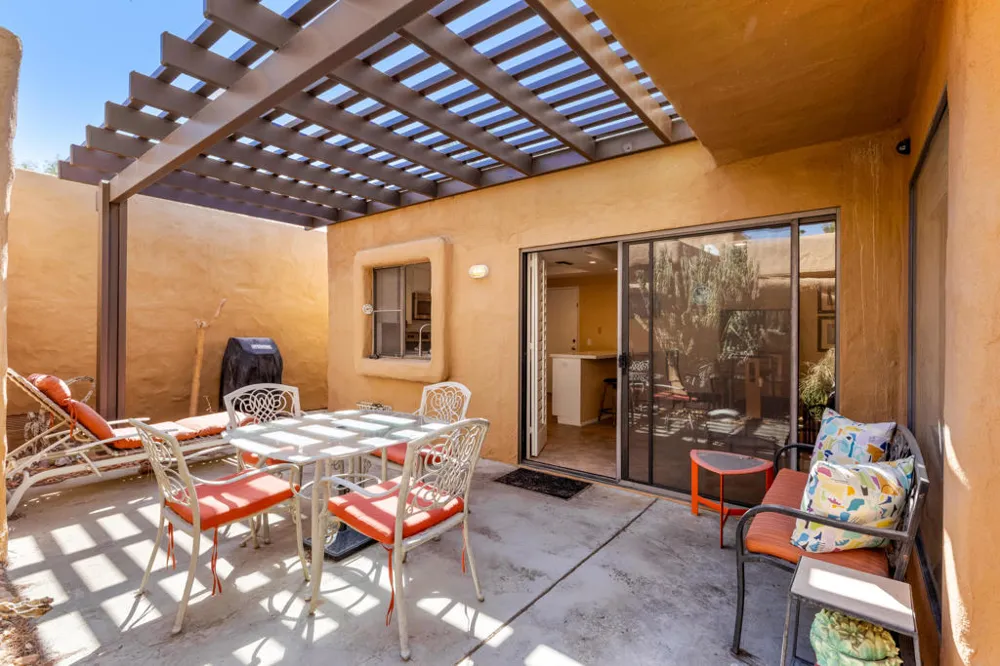 4890 Winners Circle #B Palm Springs, CA 92264
