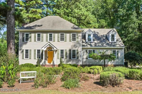 5002 Greenbrier Lane